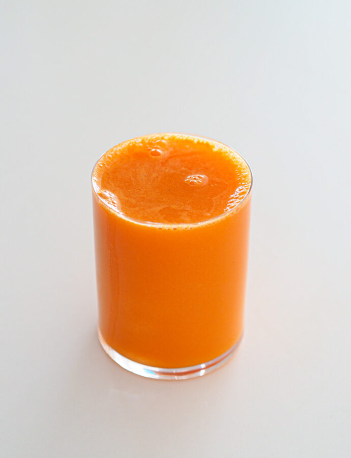 Licuado de naranja y zanahoria